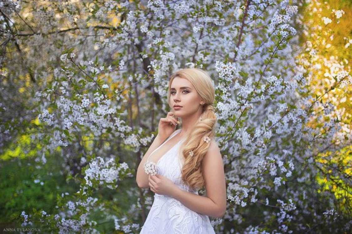 Взять в прокат Женская одежда Платья Spring Санкт-Петербург Взять в прокат Женская одежда Платья Spring; Санкт-Петербург , улица Ольминского, 6 ул.; Описание: