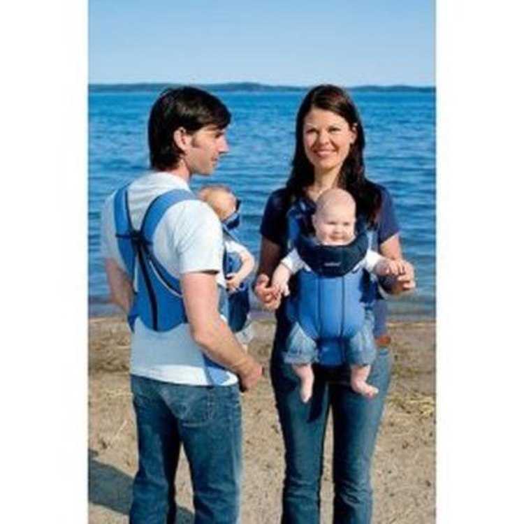 Взять в прокат Детство Переноски Рюкзак BabyBjorn Active голубой Санкт-Петербург Взять в прокат Детство Переноски Рюкзак BabyBjorn Active голубой; Санкт-Петербург , Санкт-Петербург, улица Большая Пушкарская д. 20 офис 2-204 ул.; Описание: Отличительными особенностями рюкзачка Baby Bjorn Active являются наличие специальной поддерживающей вставки на пояснице и широкие мягкие лямки, позволяющие нести малыша дольше и с максимальным комфортом.
Для родителей, ведущих активный образ жизни, очень важно иметь возможность взять своего малыша в долгую прогулку или путешествие. Длительная прогулка пешком по лесу или поездка по городу с рюкзачком повышенной комфортности Baby Bjorn Active освобождает родителей и ребенка от неудобств, связанных с коляской.
Цена аренды
1 неделя (от 1 до 7 суток) – 500 рублей (за весь период)
2 недели (от 8 до 14 суток) – 600 рублей (за весь период)
4 недели (от 22 до 28 суток) – 800 рублей (за весь период)
Залог не взимается! При взятии в аренду рюкзачка необходимо предъявить паспорт.
Характеристики:
• Оценочная стоимость вещи 2900 руб.
● Рюкзачок Baby Bjorn Active рассчитан на детей от 3,5 кг до 12 кг и возраст от 1 недели, обеспечивая анатомически правильное положение ребенка во время переноски
● Высокая поддержка головы может быть зафиксирована специальными ремешками в том положении, которое необходимо для ребенка
● Рюкзачок имеет два положения для переноски лицом к родителю и от него, а также обладает полностью отстегивающейся поверхностью
● Вертикальная позиция переноски предотвращает излишнее газообразование
● Ножки малыша разведены под углом 45 градусов, что обеспечивает профилактику развития дисплазии тазобедренного сустава
● Материал - хлопок
● Вес - 1,1 кг.
● Безопасность материала, из которого изготовлен рюкзачок, подтверждается международным сертификатом Oko-Tex Class 1
● Рюкзачки Baby Bjorn Active рекомендованы и одобрены Педиатрической Академией для новорожденных и детей первого года жизни