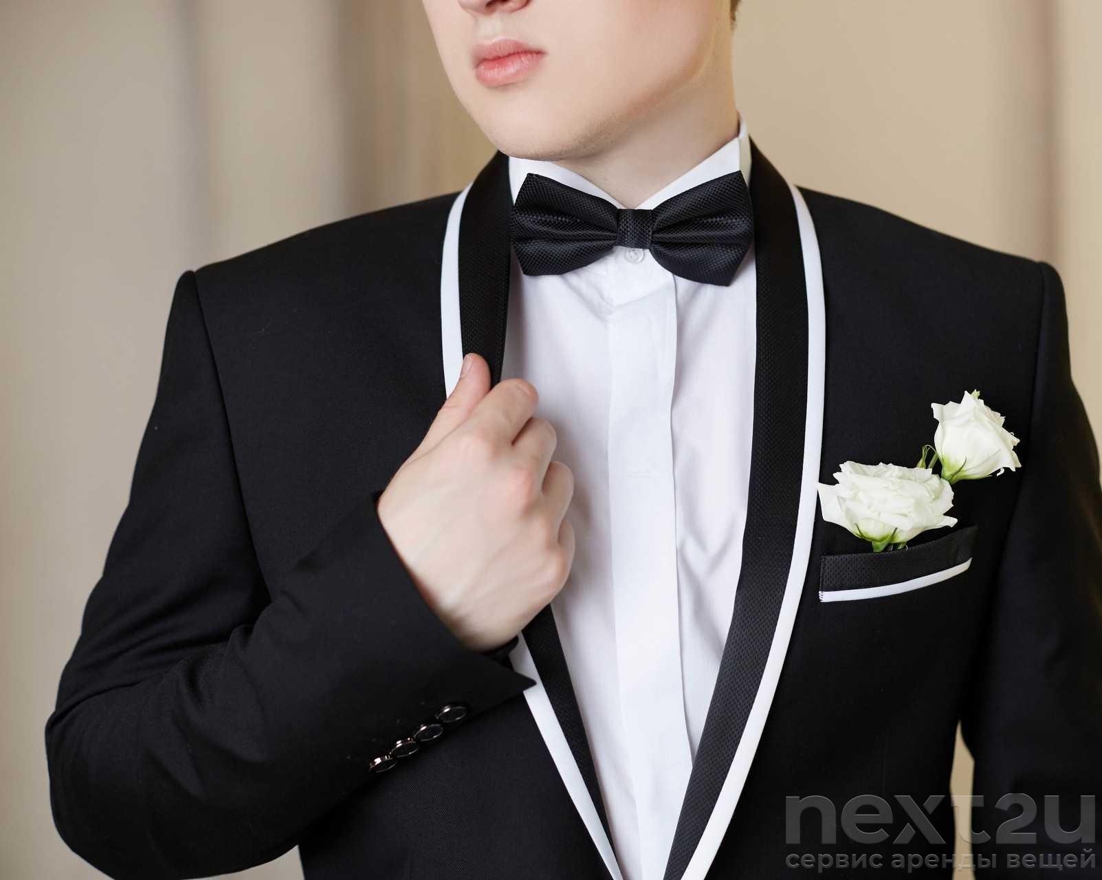 смокинг черный. смокинг мужской mango. нестандартный смокинг. мужчина в костюме. смокинг мужской.